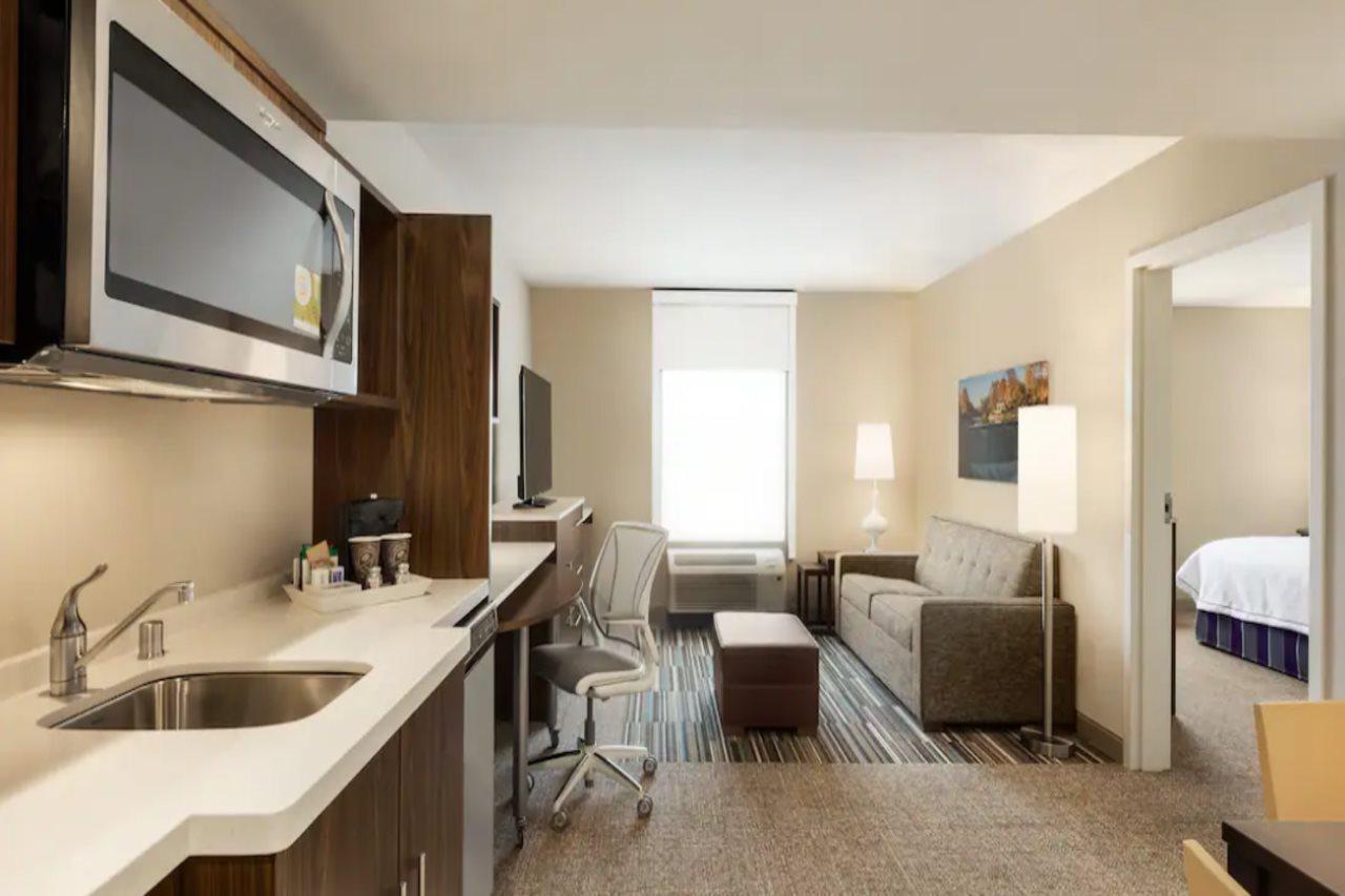 Home2 Suites By Hilton Menomonee Falls Milwaukee Exteriör bild