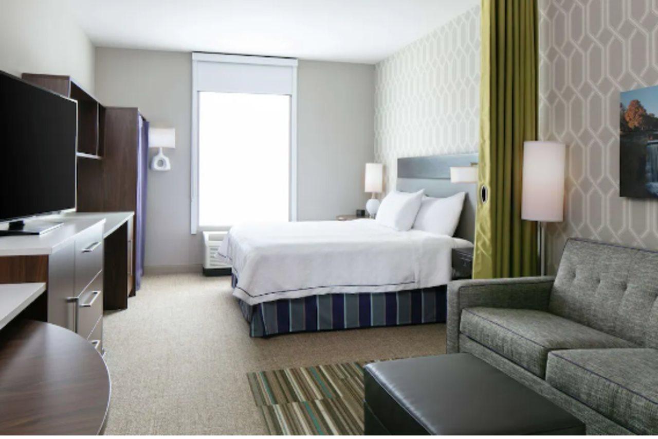 Home2 Suites By Hilton Menomonee Falls Milwaukee Exteriör bild